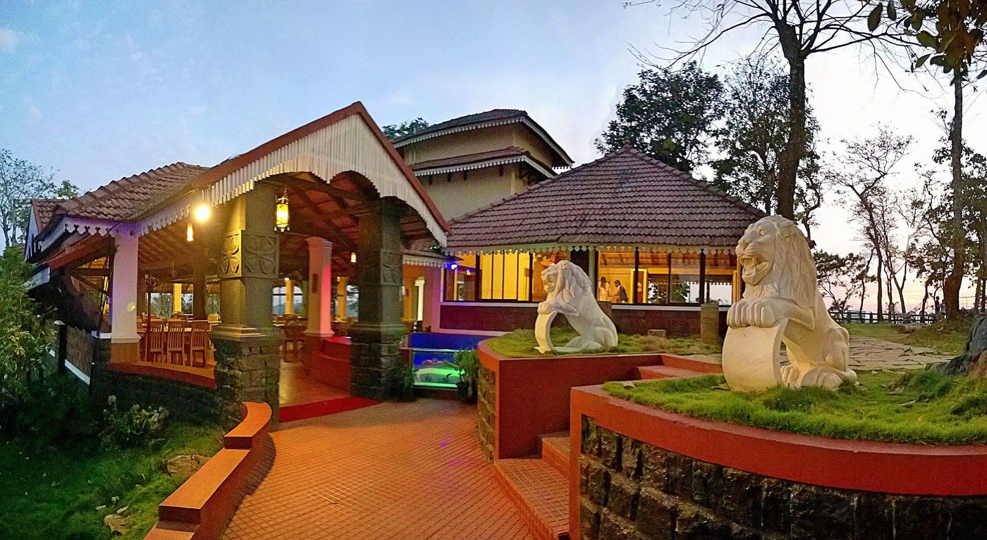 Porcupine Castle Hotel Polibetta Ngoại thất bức ảnh
