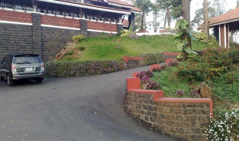 Porcupine Castle Hotel Polibetta Ngoại thất bức ảnh
