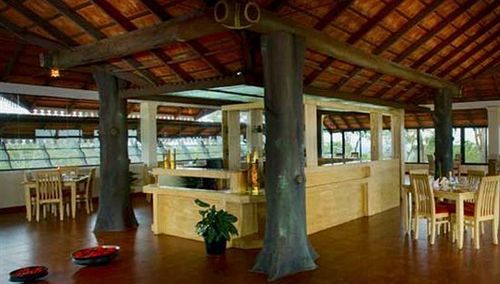Porcupine Castle Hotel Polibetta Ngoại thất bức ảnh